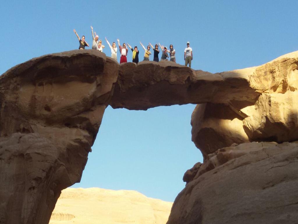 Wadi Rum Quiet Village Camp エクステリア 写真