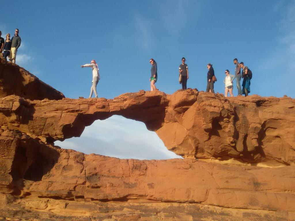 Wadi Rum Quiet Village Camp エクステリア 写真