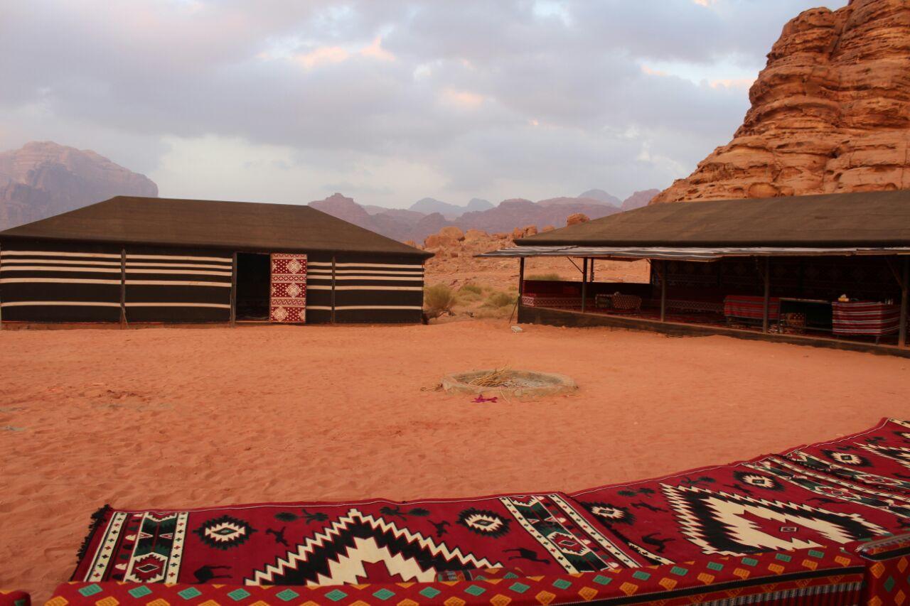 Wadi Rum Quiet Village Camp エクステリア 写真