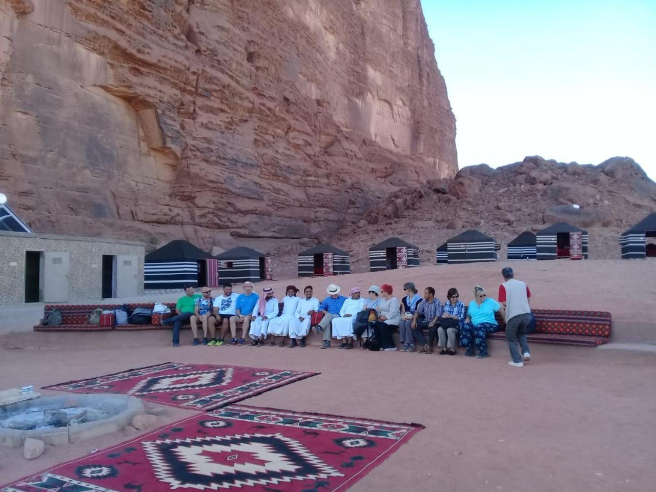 Wadi Rum Quiet Village Camp エクステリア 写真